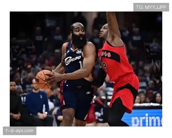 詹姆斯哈登单打频率下降，组织助攻拉升球队进攻效率